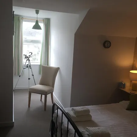 Hotel Arms 3*